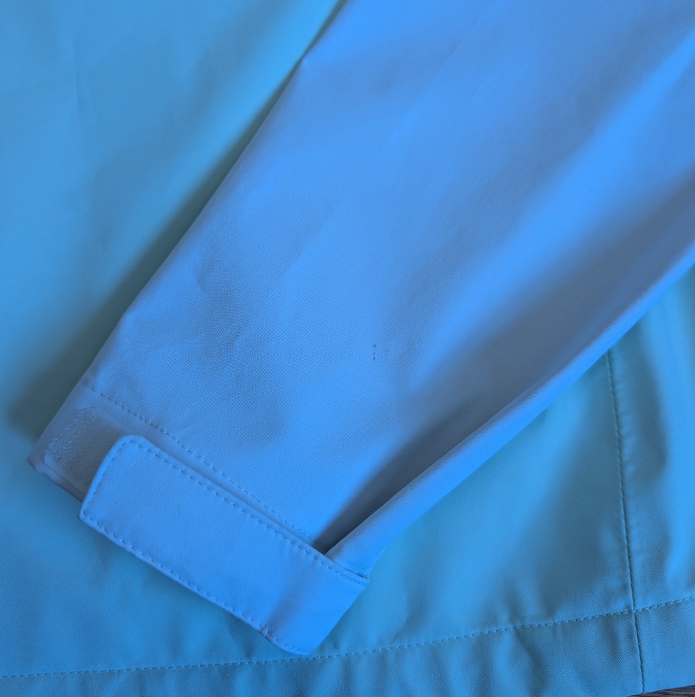 North face Lightweight Rain Jacket - image 8